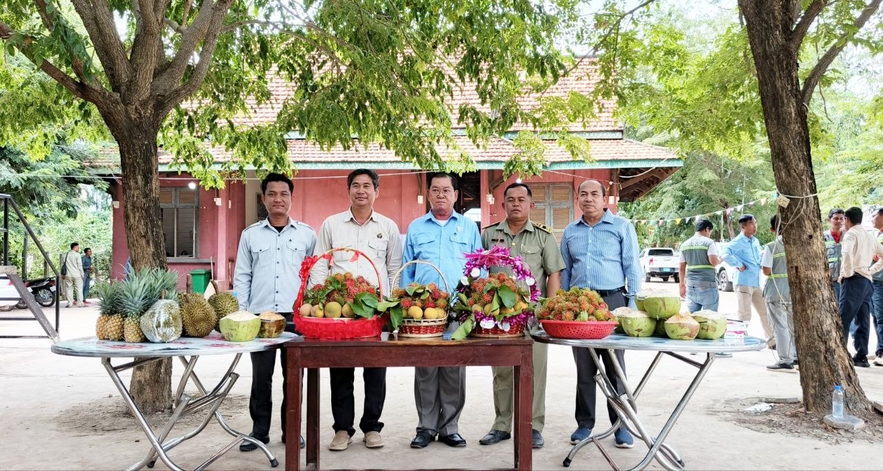 ‎មន្រ្តីជាន់ខ្ពស់ក្រសួងអភិវឌ្ឍន៍ជន ចុះពិនិត្យស្ថានភាពការស្ថាបនាផ្លូវ២ខ្សែ ប្រវែងជាង៨គីឡូម៉ែត្រ