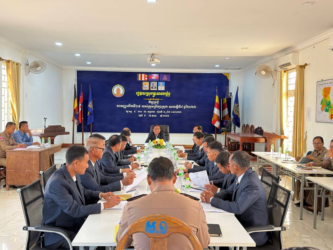 ‎អភិបាលស្រុកប្រាសាទបល្ល័ង្ក រំលឹកដល់រដ្ឋបាលឃុំទាំងអស់ ឱ្យយកចិត្តទុកដាក់លើគម្រោងមូលនិធិឃុំ ដើម្បីឆ្លើយតបតម្រូវការប្រជាពលរដ្ឋ និងធានាតម្លាភាព‎